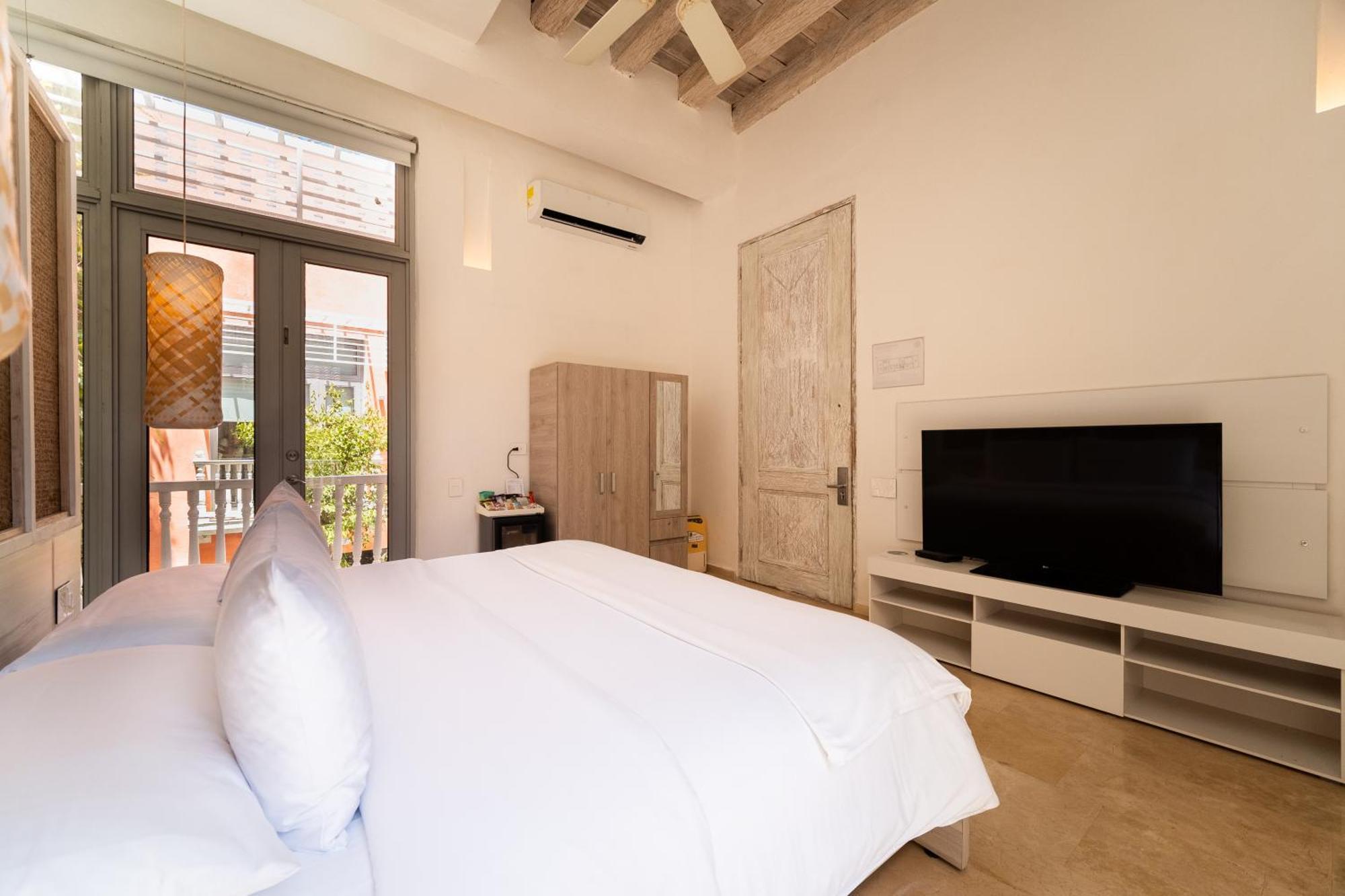 Nacar Hotel Cartagena, Curio Collection By Hilton Екстериор снимка